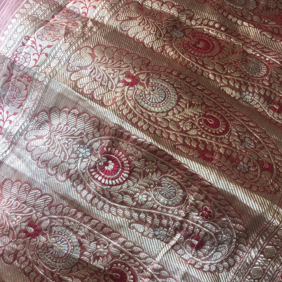 Orange red and gold embroidered saree - Picture 4 of 5